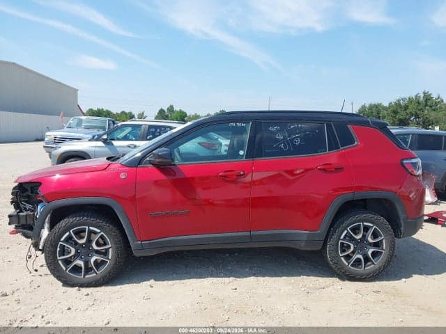 2025 JEEP COMPASS TRAILHAWK 4X4 15