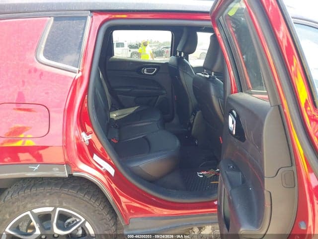 2025 JEEP COMPASS TRAILHAWK 4X4 8
