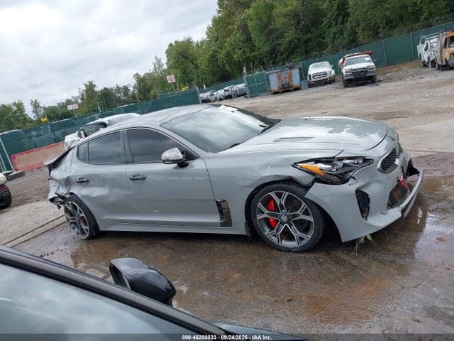 2018 KIA STINGER GT2 14