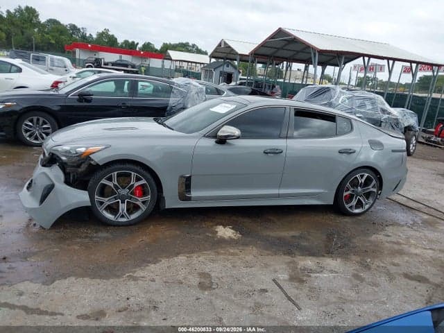 2018 KIA STINGER GT2 15