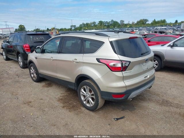 2017 FORD ESCAPE SE 3