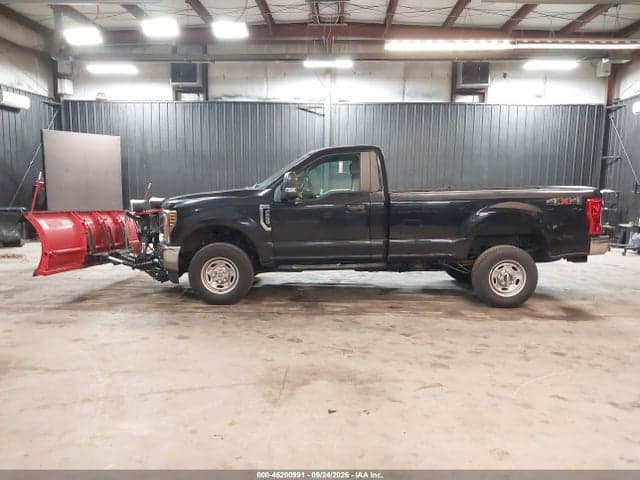 2018 FORD F-250 XL 19