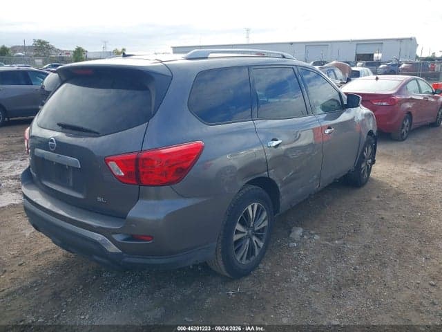 2017 NISSAN PATHFINDER SL 4