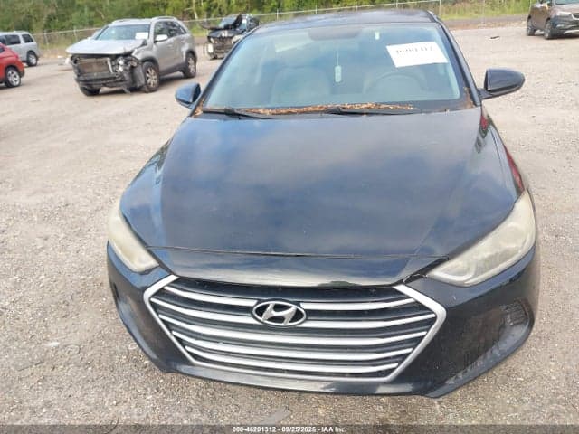 2017 HYUNDAI ELANTRA SE 6