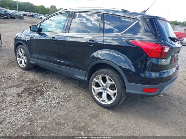 2019 FORD ESCAPE TITANIUM 3