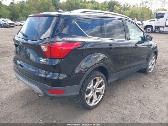 2019 FORD ESCAPE TITANIUM 4