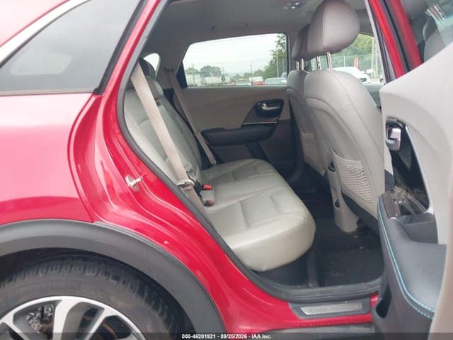 2018 KIA NIRO TOURING 8