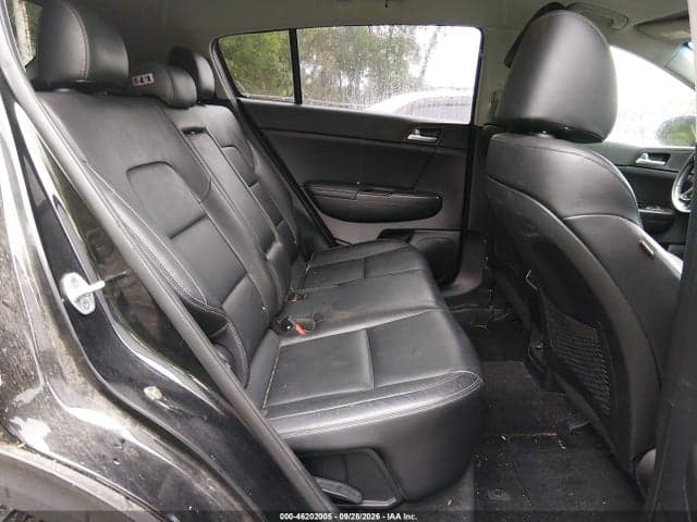 2017 KIA SPORTAGE EX 8