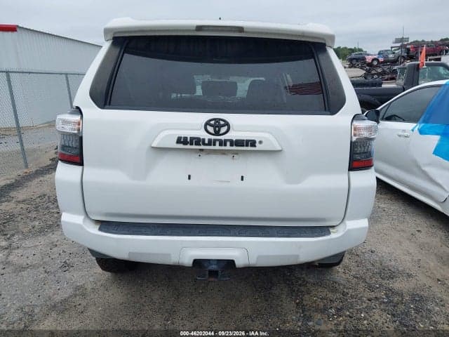 2018 TOYOTA 4RUNNER SR5 16