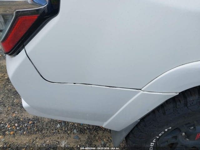 2018 TOYOTA 4RUNNER SR5 20