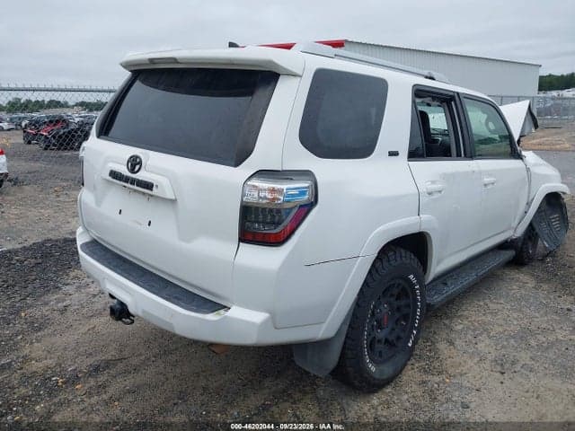 2018 TOYOTA 4RUNNER SR5 4