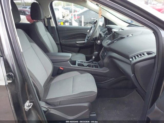2017 FORD ESCAPE SE 5