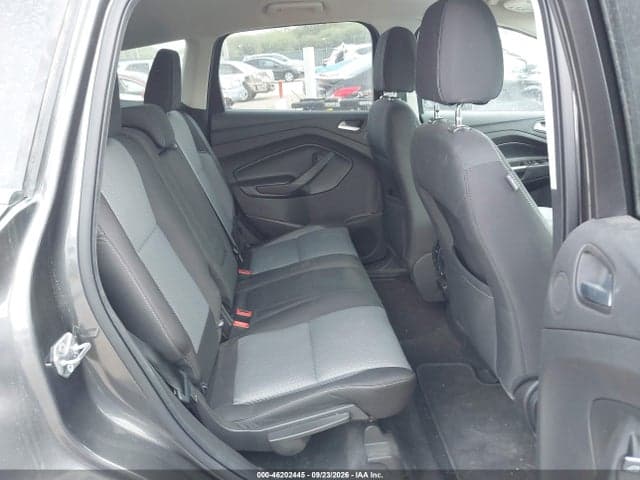 2017 FORD ESCAPE SE 8