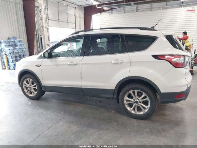 2018 FORD ESCAPE SE 14