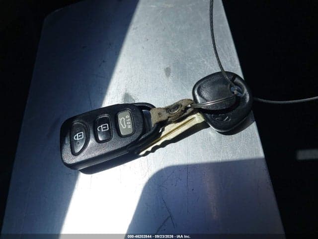 2017 HYUNDAI ELANTRA SE 11
