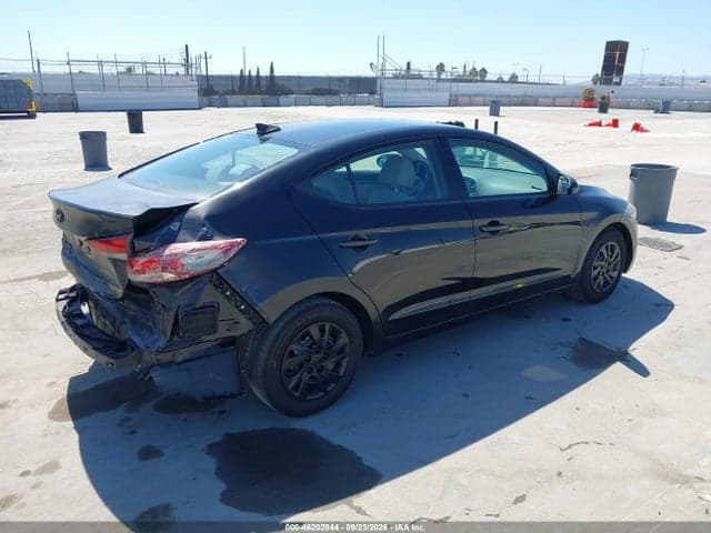 2017 HYUNDAI ELANTRA SE 4