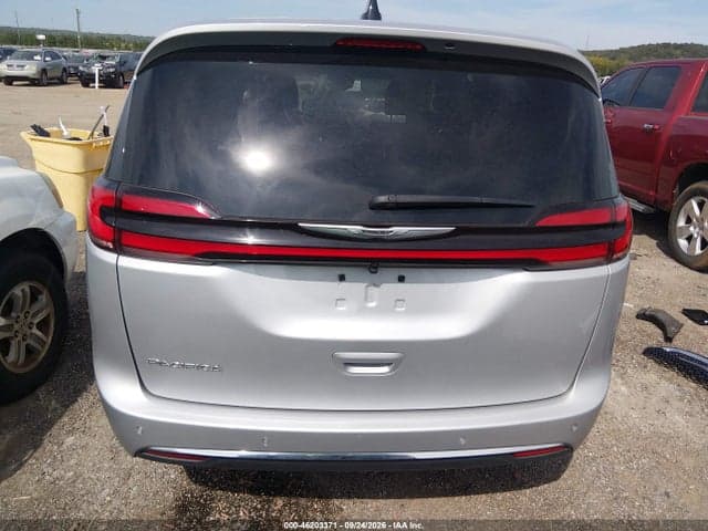2026 CHRYSLER PACIFICA SELECT 17
