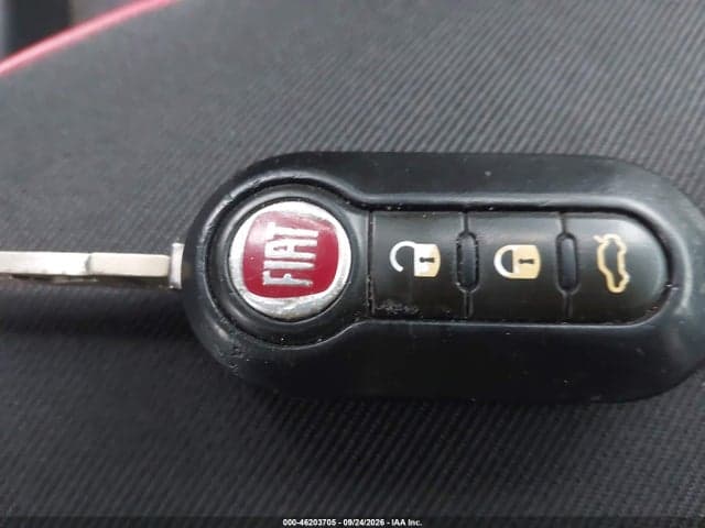 2017 FIAT 500C POP 11