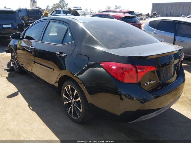 2019 TOYOTA COROLLA SE 3