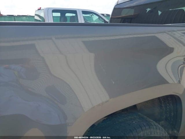 2018 CHEVROLET COLORADO WT 13