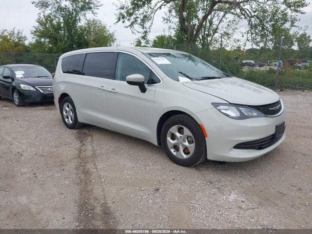 2017 CHRYSLER PACIFICA LX 1