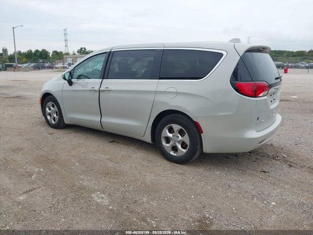 2017 CHRYSLER PACIFICA LX 3