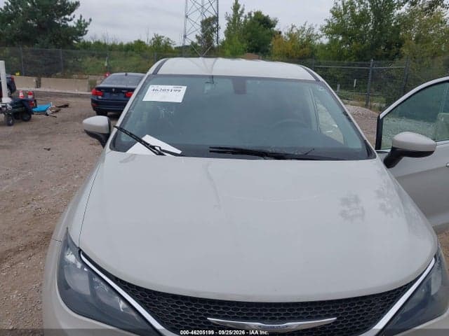 2017 CHRYSLER PACIFICA LX 6
