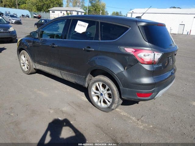 2017 FORD ESCAPE SE 3