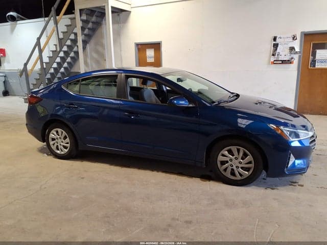 2019 HYUNDAI ELANTRA SE 14