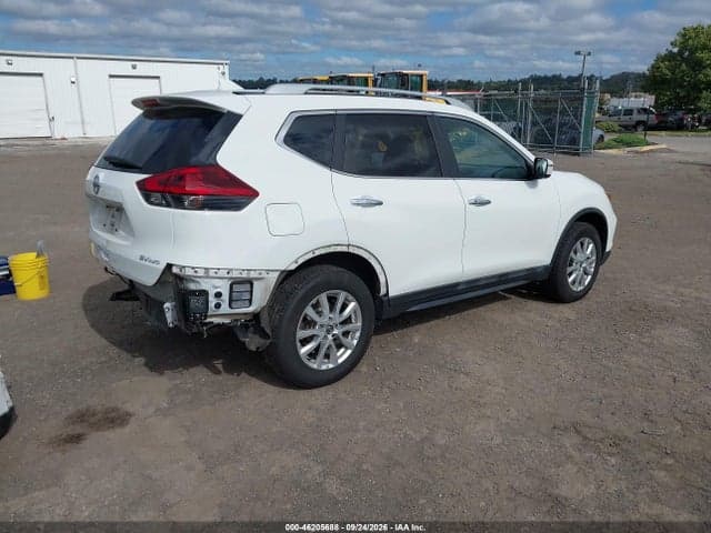 2018 NISSAN ROGUE SV 4