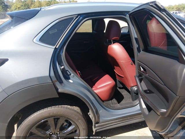 2025 MAZDA CX-30 2.5 S CARBON EDITION 8