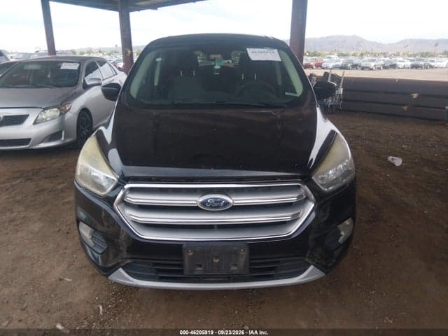2017 FORD ESCAPE SE 6