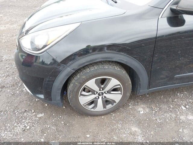 2018 KIA NIRO LX 6