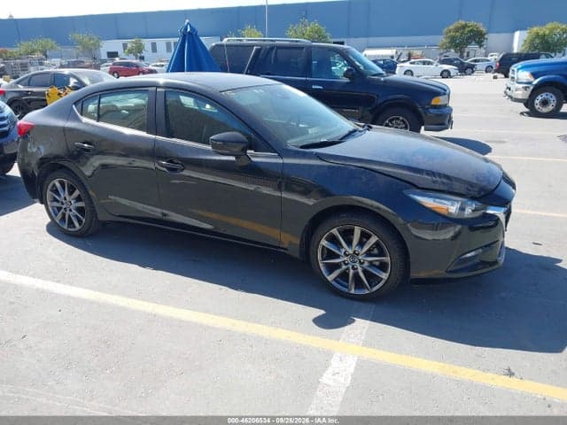 2018 MAZDA MAZDA3 TOURING 1