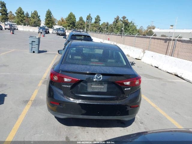 2018 MAZDA MAZDA3 TOURING 16