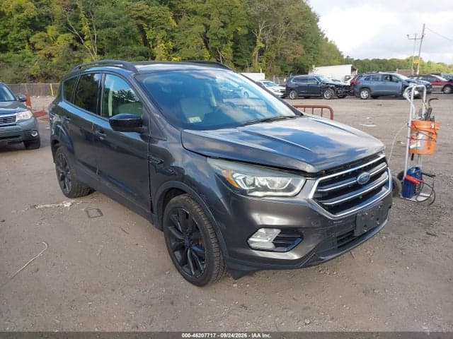 2017 FORD ESCAPE SE 1