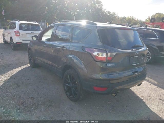 2017 FORD ESCAPE SE 3