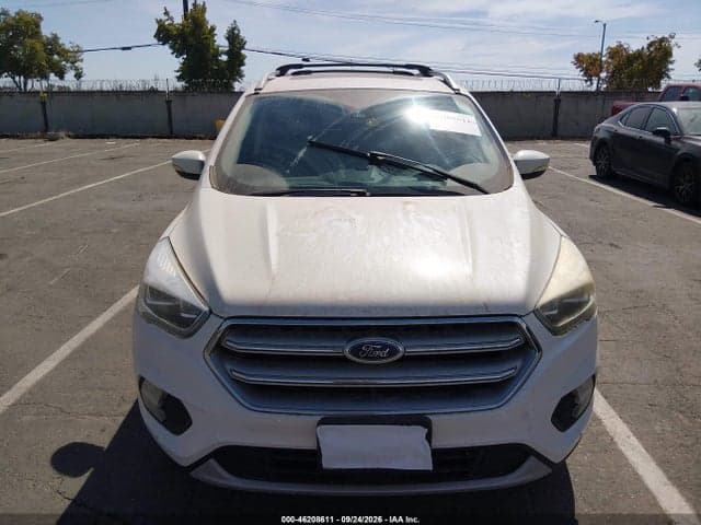 2017 FORD ESCAPE TITANIUM 12