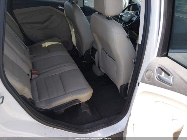2017 FORD ESCAPE TITANIUM 8