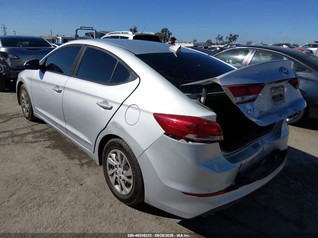 2017 HYUNDAI ELANTRA SE 3