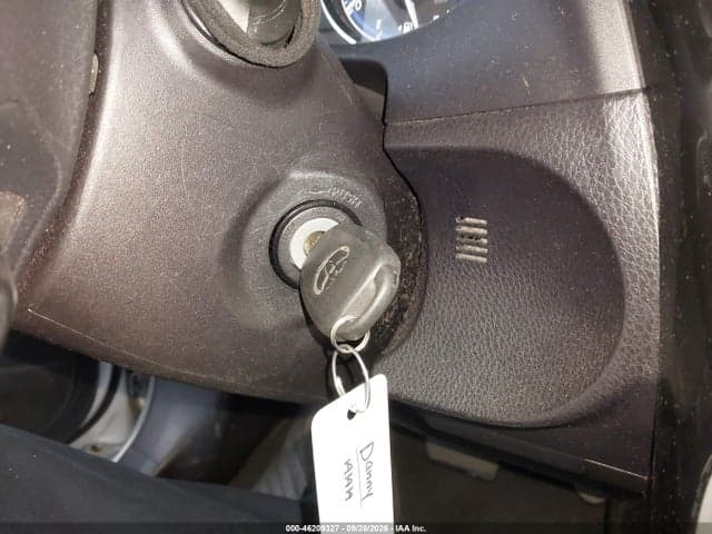 2019 TOYOTA COROLLA LE 11
