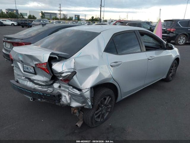 2019 TOYOTA COROLLA LE 4