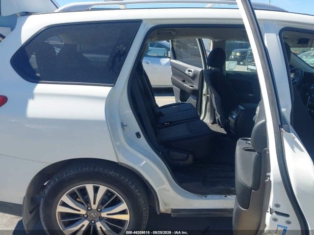 2017 NISSAN PATHFINDER S 8