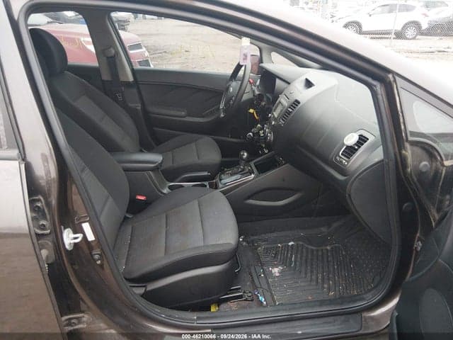 2017 KIA FORTE LX 5