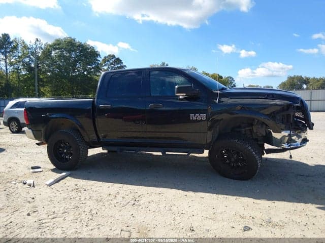 2017 RAM 1500 SLT 13