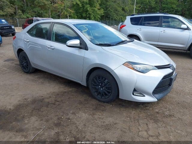 2017 TOYOTA COROLLA LE 1