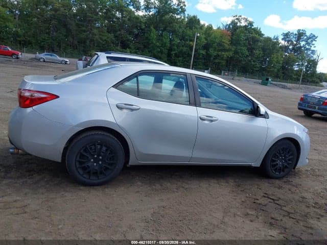 2017 TOYOTA COROLLA LE 13