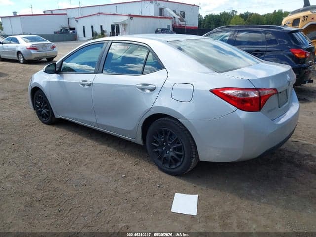 2017 TOYOTA COROLLA LE 3