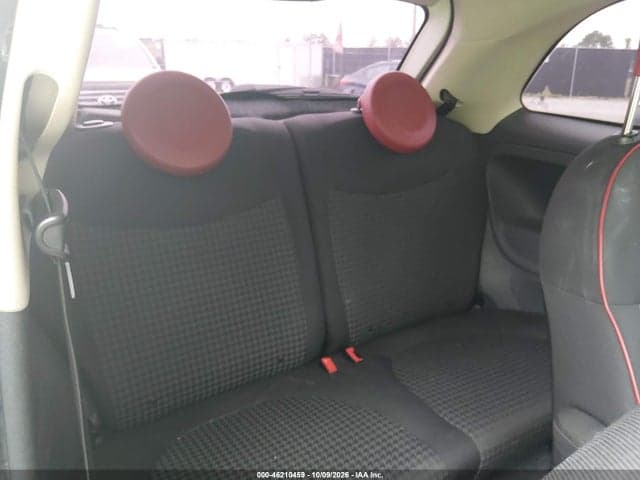 2017 FIAT 500 POP 8