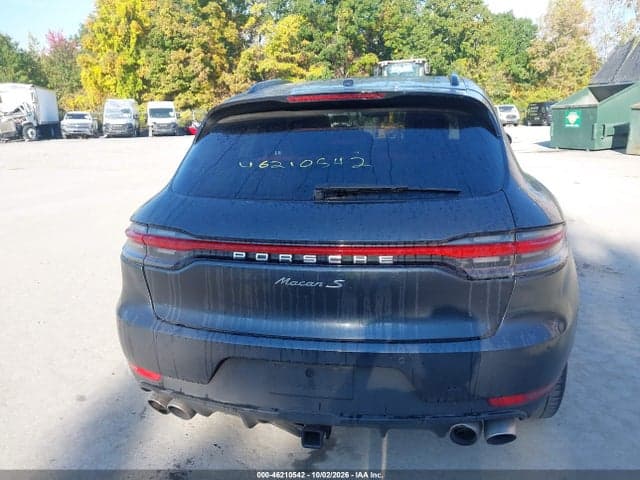 2020 PORSCHE MACAN S 16
